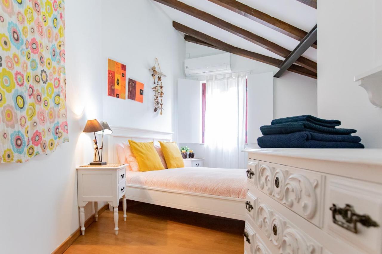 Red House- Historic Center Villa Porto Bagian luar foto